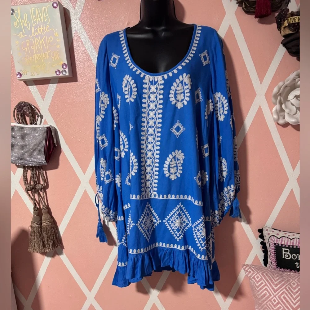 Elan Blue Dress with White Embroidery - Picture 5 of 8